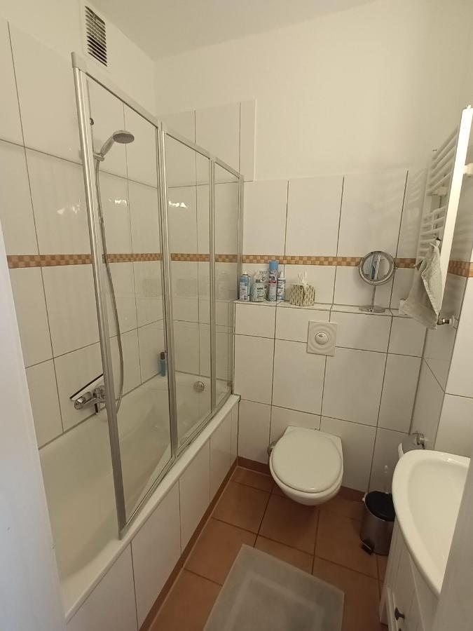 Apartment Quirin Neuss Exterior foto